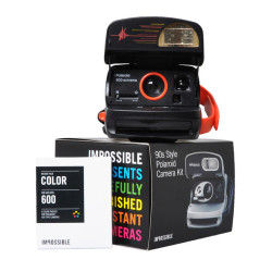 Camera set by Impossible