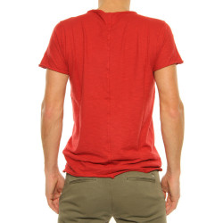 T-Shirt Kaos red